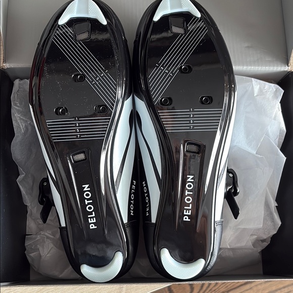 Peloton men’s cycle shoe size 43 / 10 - Picture 3 of 7